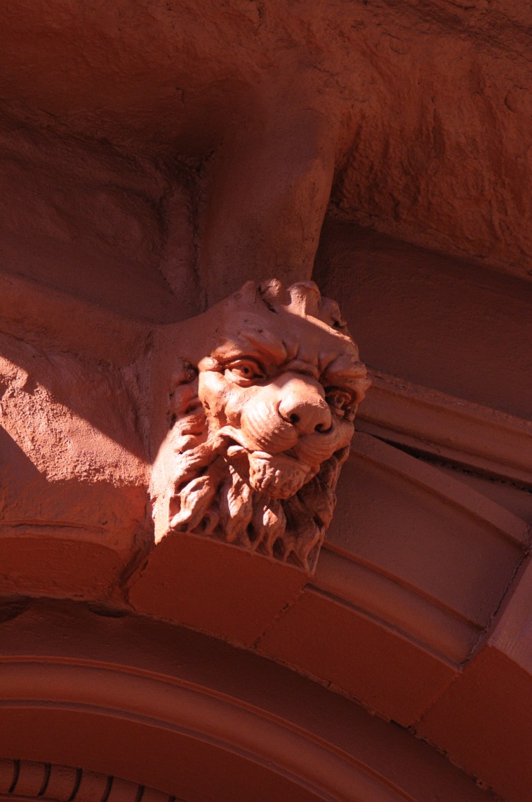 7993687805_e8059accd7_ow