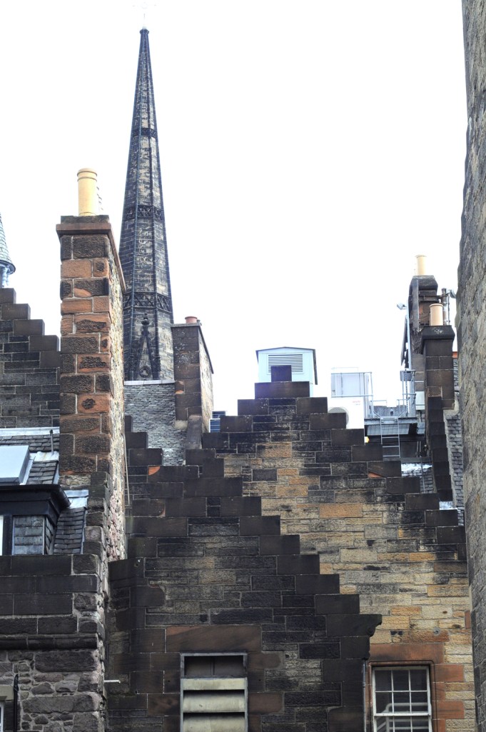 Lovely symmetry in Edinburgh.