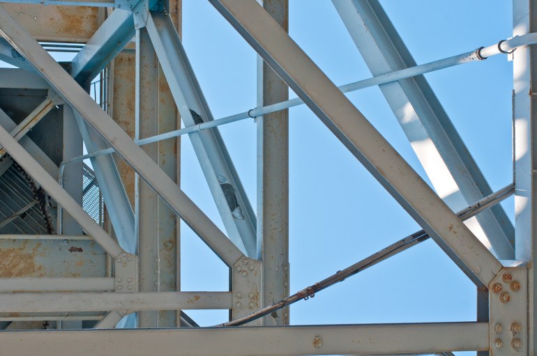 Boat loading crane supports